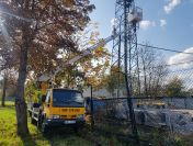 Zwyżka do 3,5 t , wynajem podnośnika Kraków , podnośnik terenowy