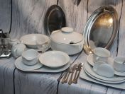 Porcelana sztućce szkło tależe filiżanki