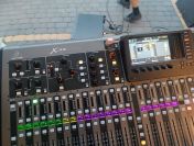 Mixer behringer x32 d&b nagłośnienie scena mobilna