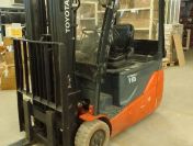Toyota traigo 16, 8fbet16 rocznik 2014