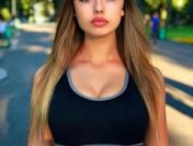 Spontaniczna brunetka szuka dyskretnych spotkan