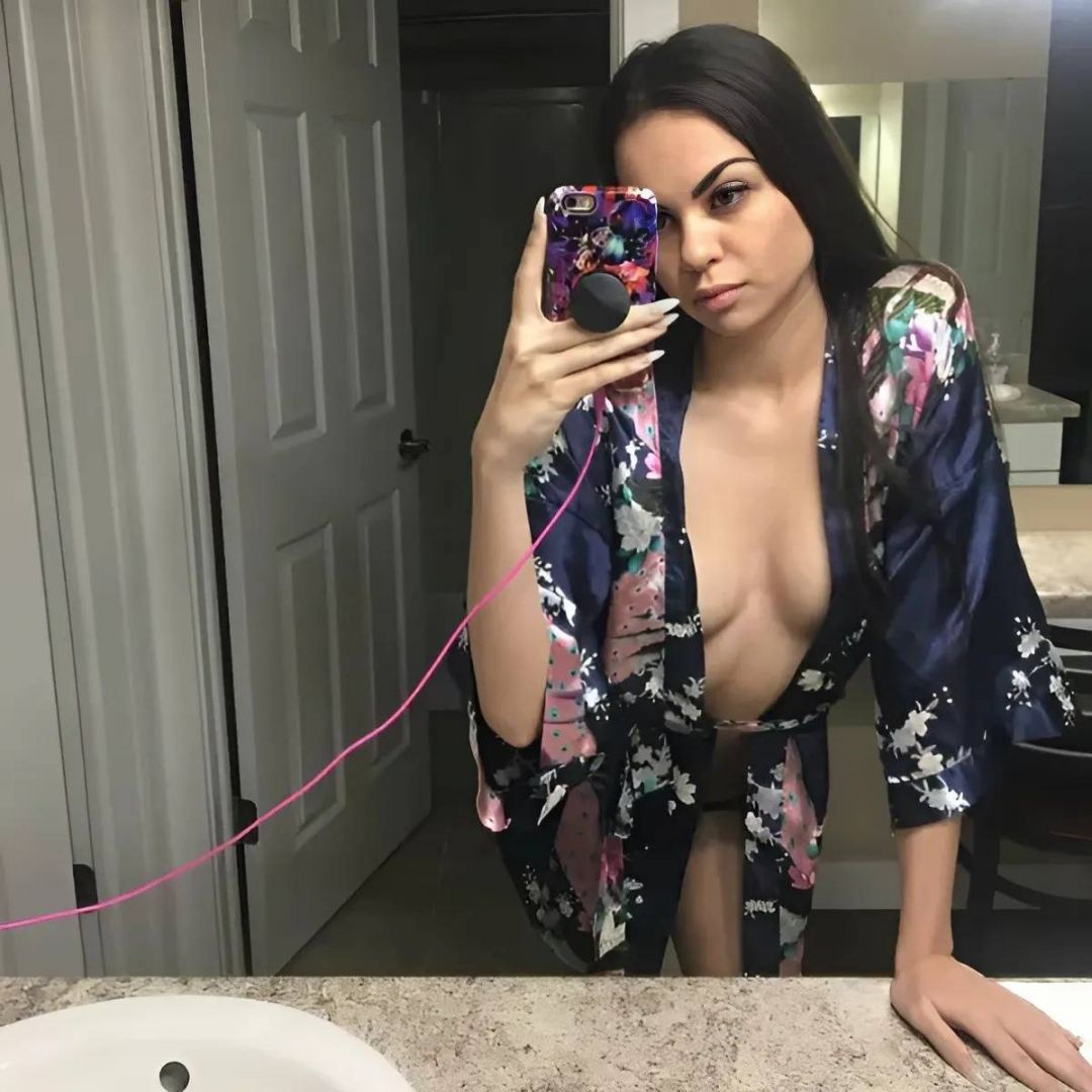 Brakuje mi dzisiaj męskiego dotyku  - Zdjęcie 1