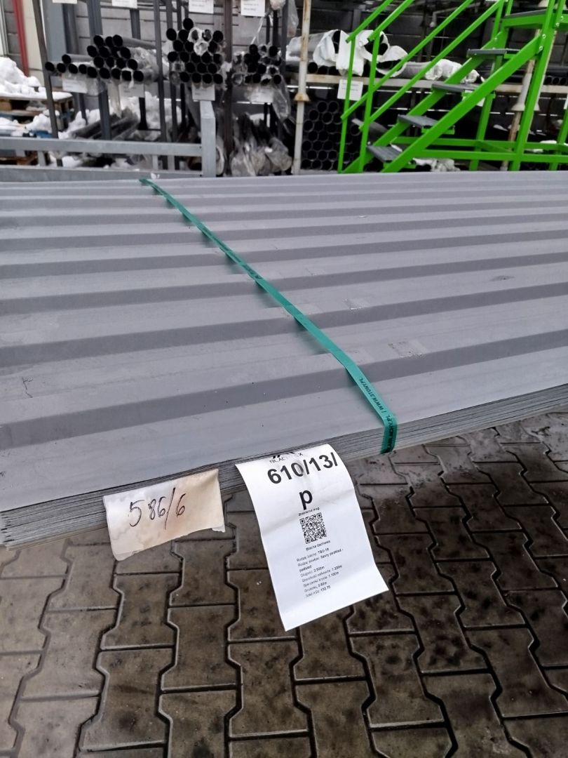 Blacha trapezowa T-18 w pakietach - HIT! Antracyt Mat  - Zdjęcie 1