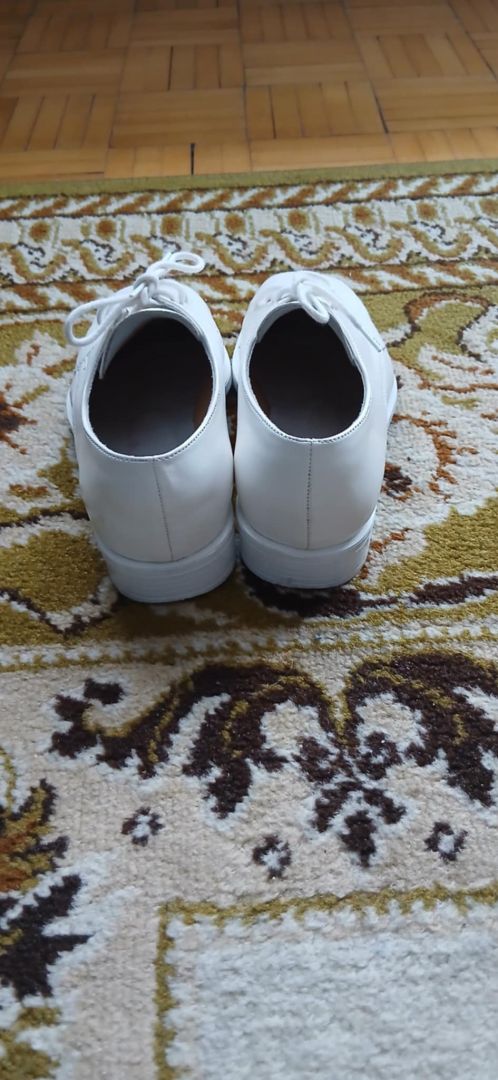 Buty chłopięce białe komunijne Kraków - Zdjęcie 1