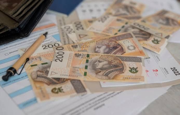 Pożyczka dla osób zadłużonych, bez BAZ Kraków - Zdjęcie 1