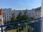 Siatka zabezpieczająca na balkon dla kotów i przeciw gołębiom